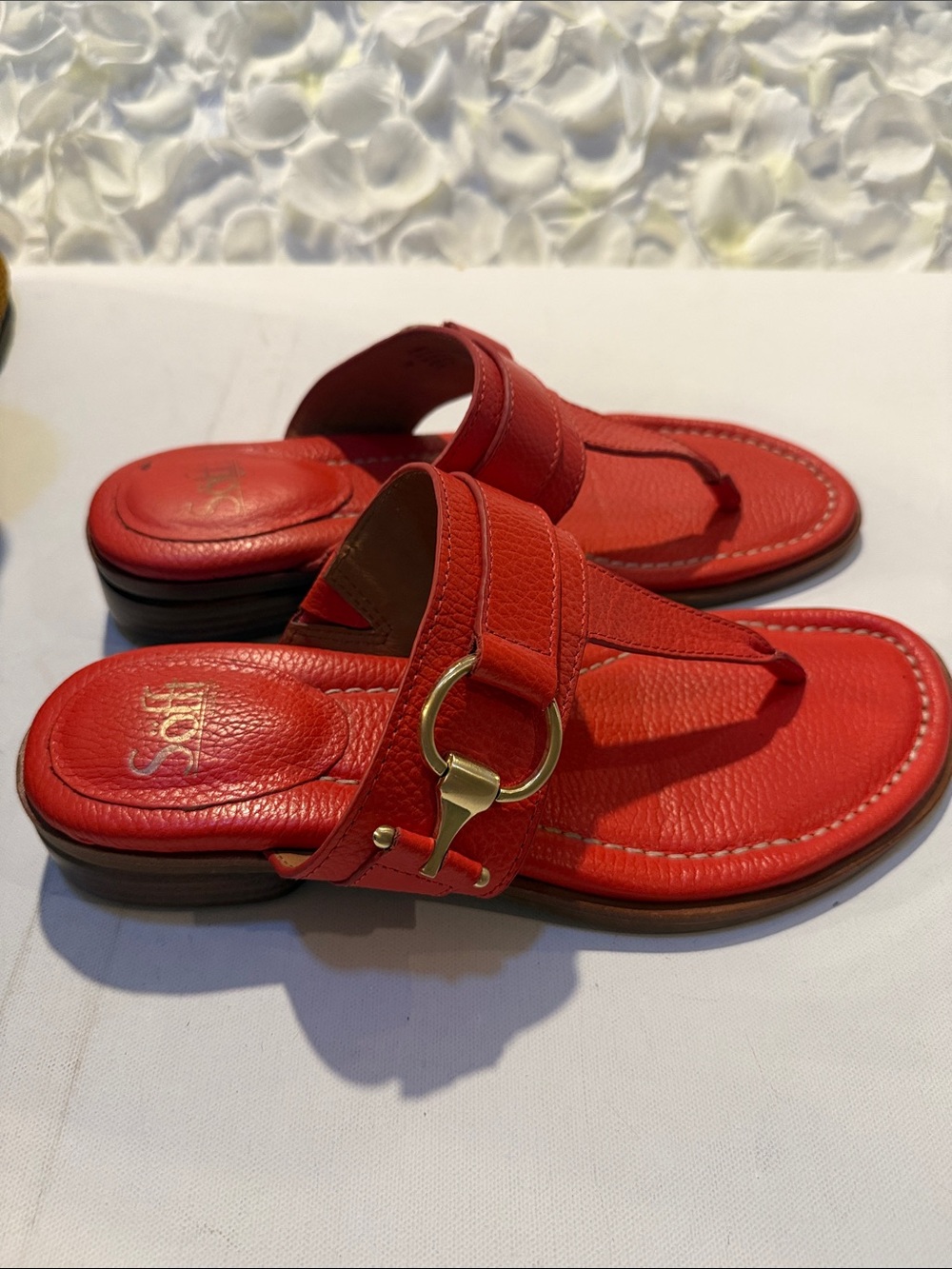 Sofft Red Leather Slide Sandals with Gold Ring Detail - Picture 2 of 4